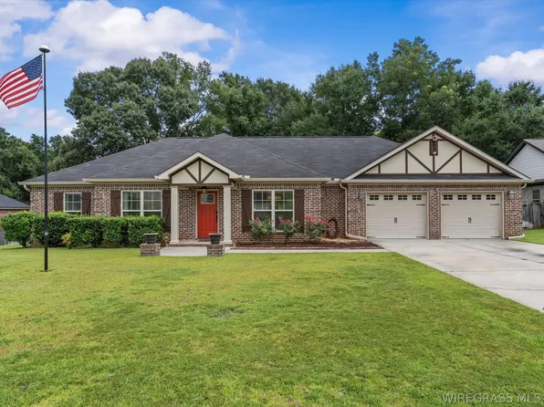 902 Legacy Dr, Enterprise, AL 36330