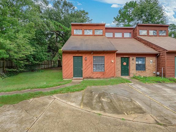 2nd image of 2310 Hartsfield Way