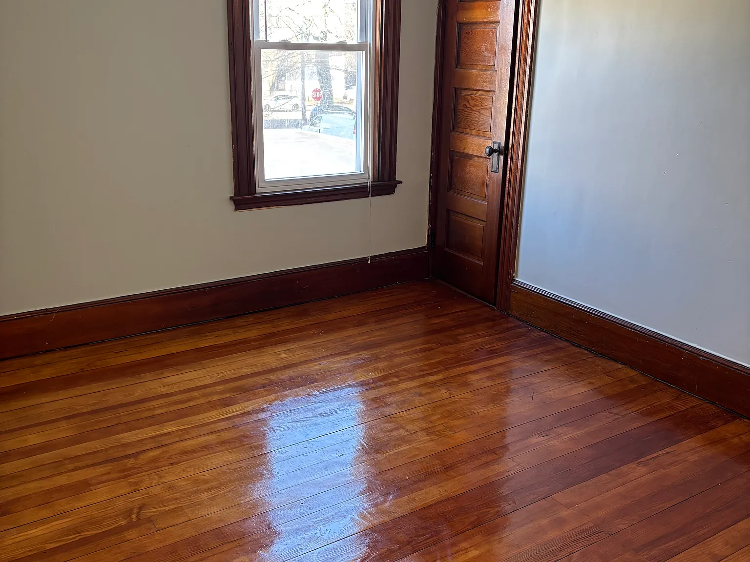 210 Whitman St — Photo 3
