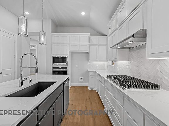 6th image of this home