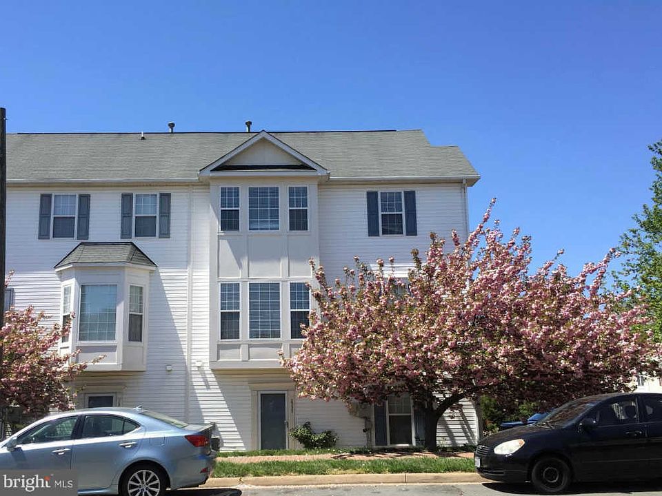 1st image of 2559 Logan Wood Dr