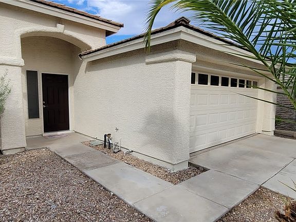 3rd image of 9748 Panorama Cliff Dr