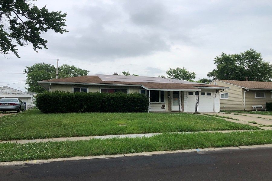 1st image of 4841 N Kenyon Dr