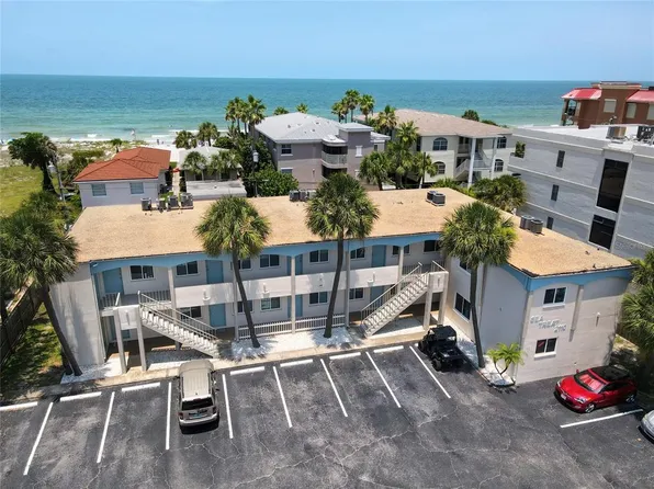 2110 Gulf Blvd APT 11, Indian Rocks Beach, FL 33785