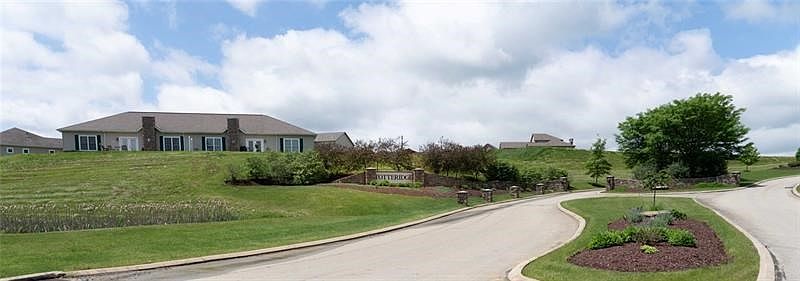 2nd image of 1211 Bellfield Ct (lot #223A)