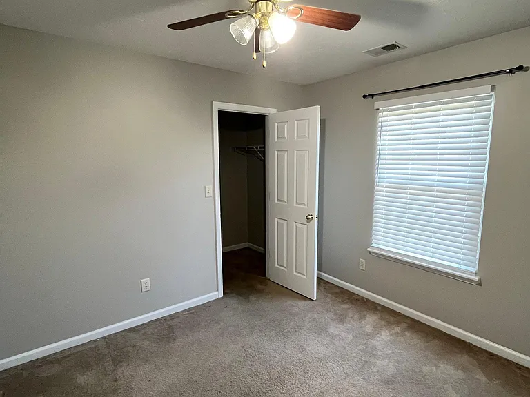 1901 Sandersville Rd — Photo 10