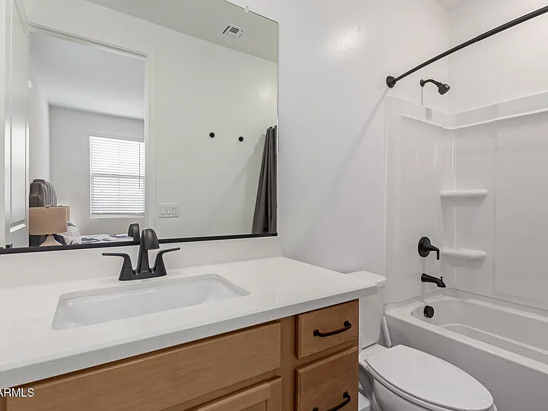 21283 W Edgemont Ave — Photo 29