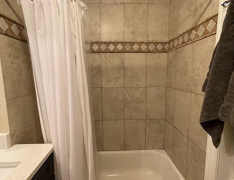 1738 W Huron St #2A — Photo 13