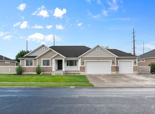 886 S River Ridge Ln, Spanish Fork, UT 84660
