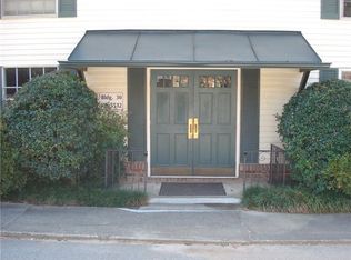 5511 Kingsport Dr, Sandy Springs, GA 30342