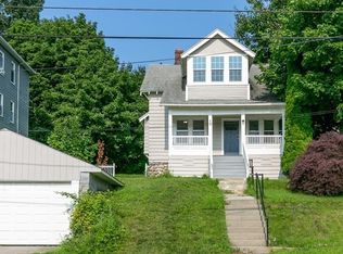 17 Boardman St, Worcester, MA 01606
