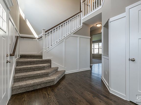 4th image of 24257 W Farmstead Ln