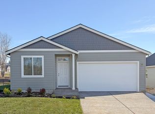 496 NE Hunter Dr, Estacada, OR