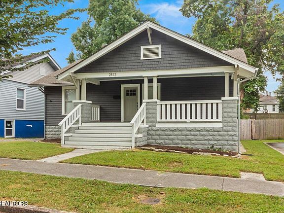 2nd image of 2412 Woodbine Ave