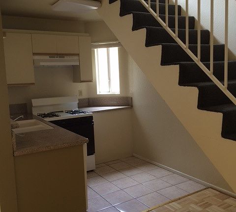 3rd image of 1240 N Cherokee Ave APT 203