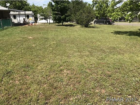 4th image of 1507 West Ln