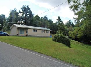 7188 Grahn Rd, Olive Hill, KY 41164
