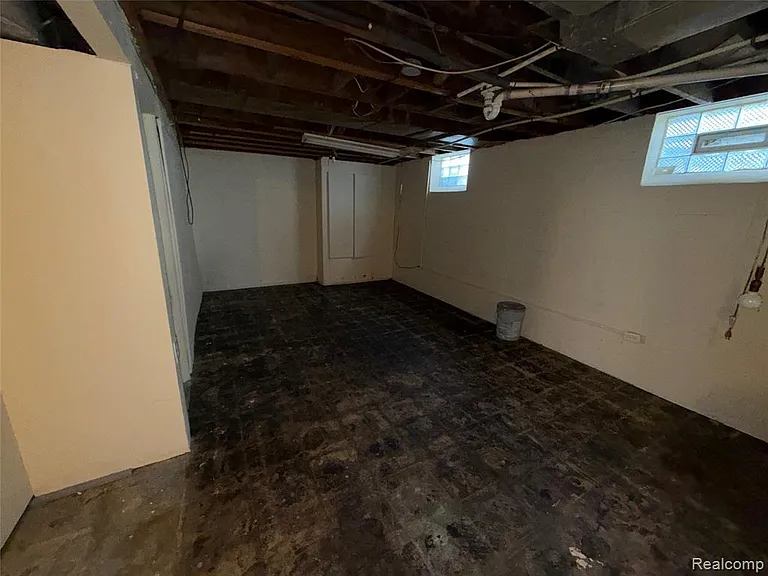 7720 Asbury Park — Photo 12