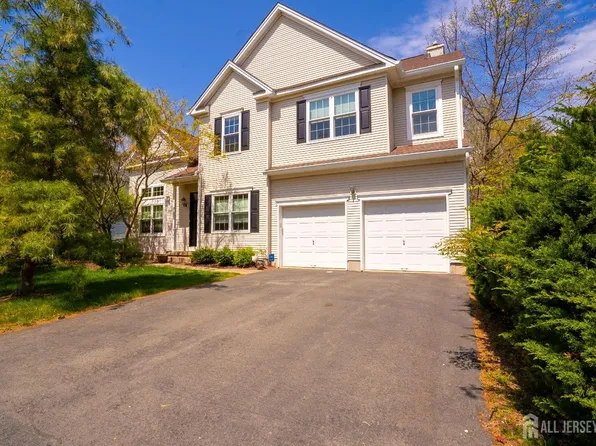 6 York Dr, Princeton, NJ 08540