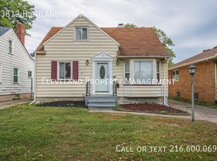 13812 Highlandview Ave, Cleveland, OH 44135