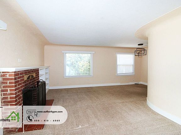 5th image of 686 Coronado St