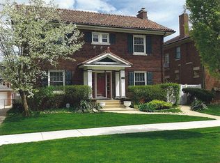 10551 S Hamilton Ave, Chicago, IL