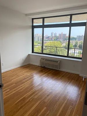 Rented by 3210 Riverdale Holdings LLC | media 7