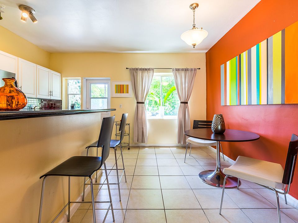 1st image of 275 NE 53rd St APT 2