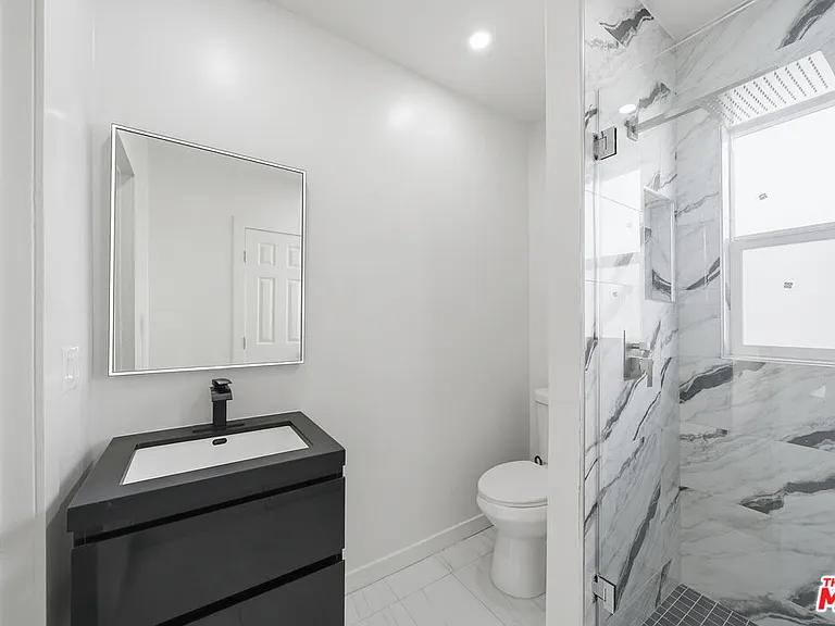 3020 W 12th St #1/2 — Photo 5