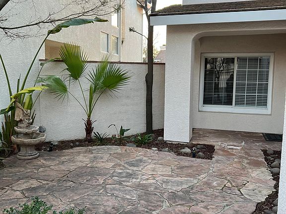 2nd image of 1581 Martinique Dr