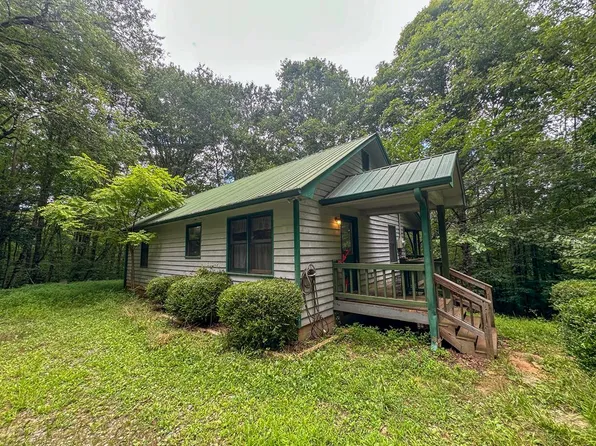 405 Shady Ln, Mineral Bluff, GA 30559