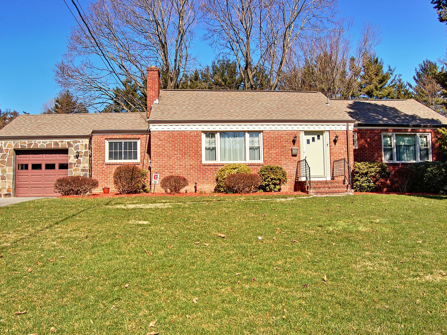 10 Beechwood Ave, Poughkeepsie, NY 12601 Zillow