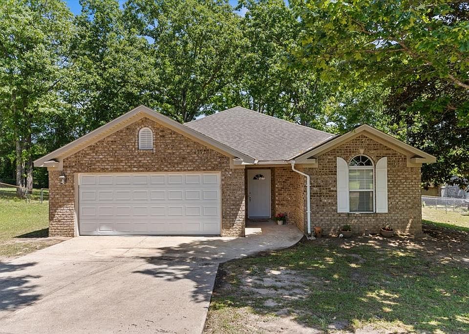 1st image of 262 Blake Dr
