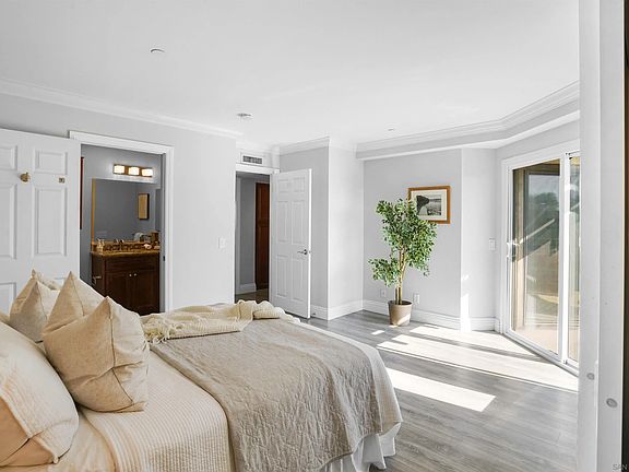 3rd image of 7509 Draper Ave Unit 308