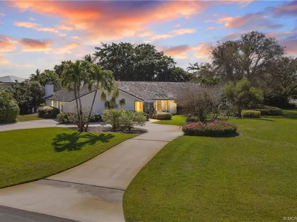 594 SW Thornhill Ln, Palm City, FL 34990