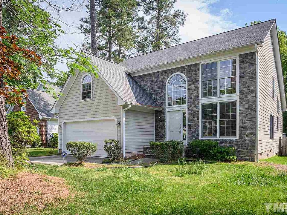 1st image of 216 Windhover Dr