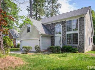 216 Windhover Dr, Chapel Hill, NC 27514