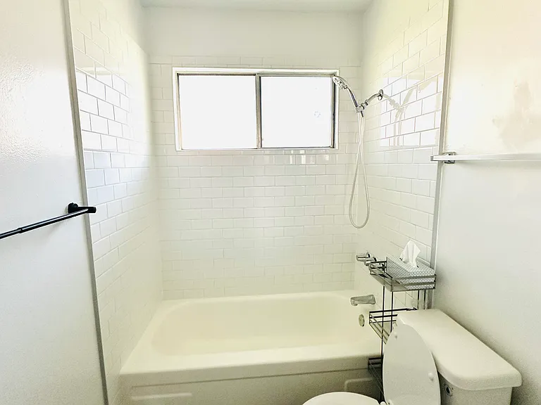 1707 W Swain Rd #0 — Photo 8