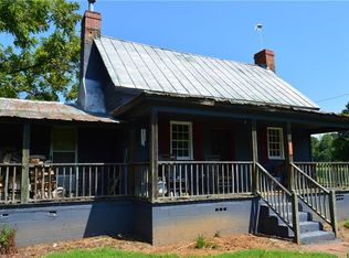 2621 Price Grange Rd, Eden, NC 27288