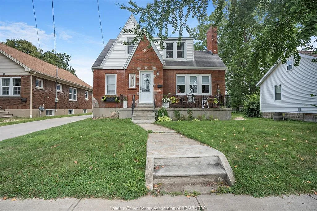 5 bed, 1.5 bath, $2,200 — Photo 3