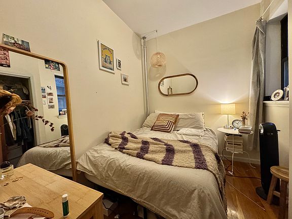4th image of 79 Underhill Ave APT 1R