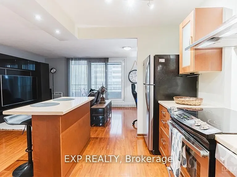 1785 Frobisher Ln #906 — Photo 15