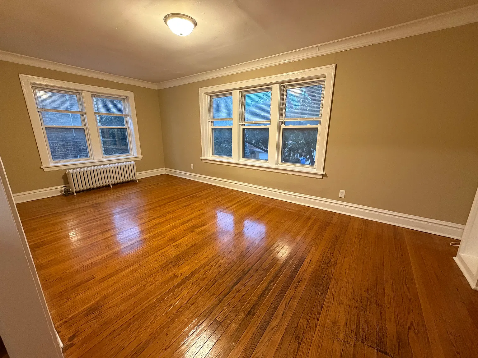 2 bed, $2,100 — Photo 4