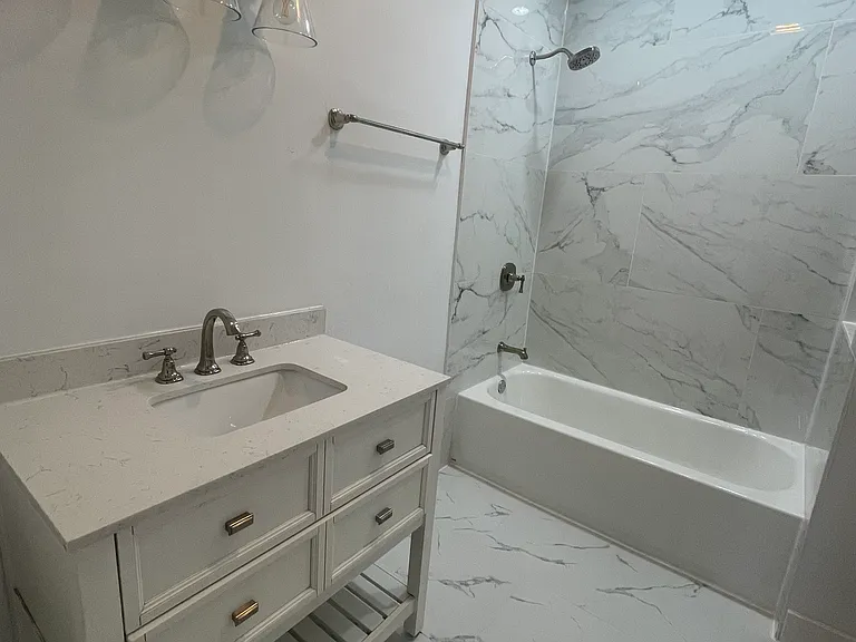 7800 Saint Charles Ave #A — Photo 5