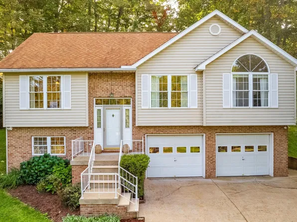 201 Jenny Lynn Est, Morgantown, WV 26508