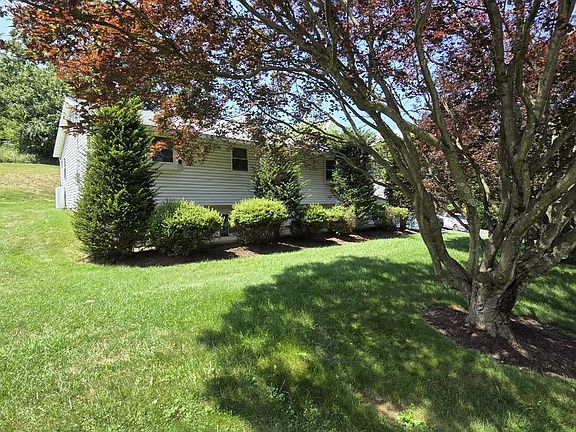 5th image of 7620 Spring Rd