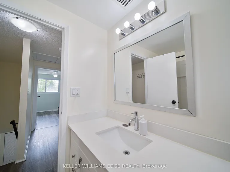 124 Romy Cres — Photo 13