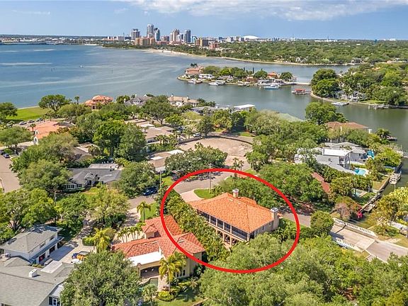 5th image of 147 Bay Point Dr NE