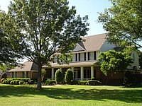 1st image of 204 Oak Crest Hill Dr