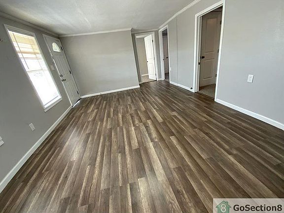 2nd image of 618 16th St #1